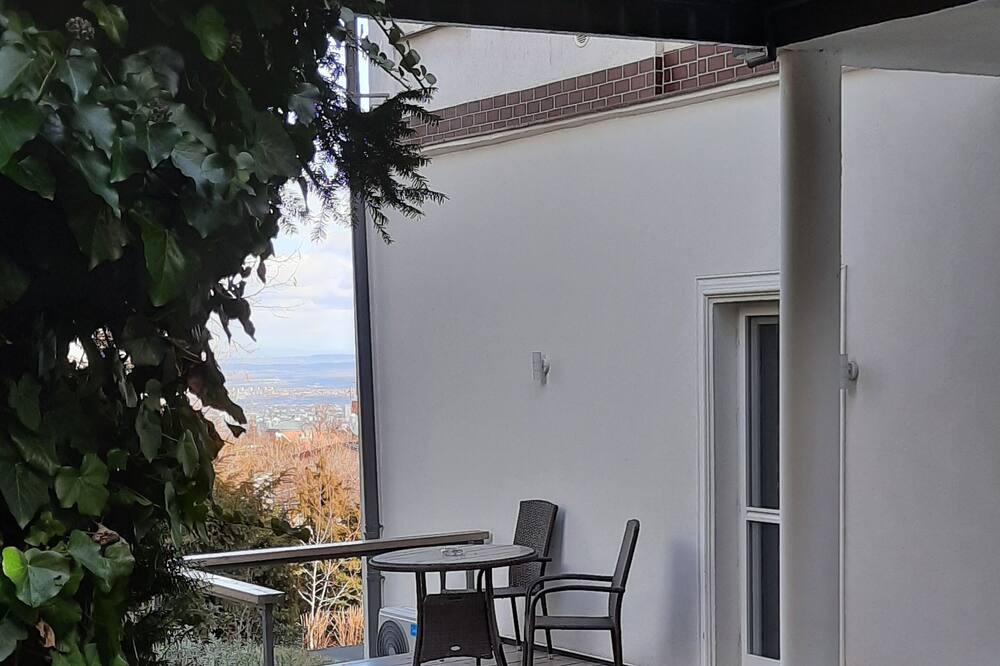 Photo of Patio Balcony in Svabhegy