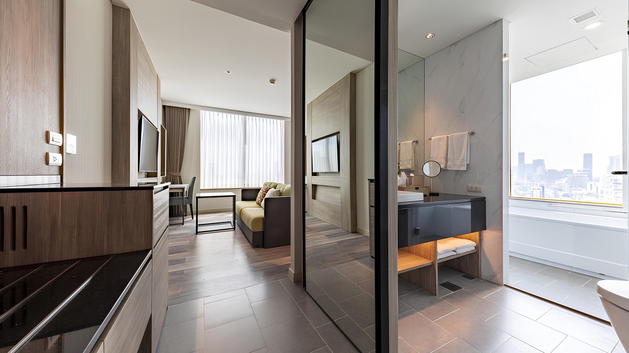 Photo of Bedroom in Khlong Toei Nuea