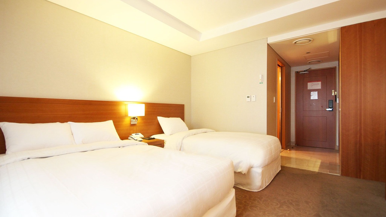 Photo of Bedroom in Hoehyeon-dong