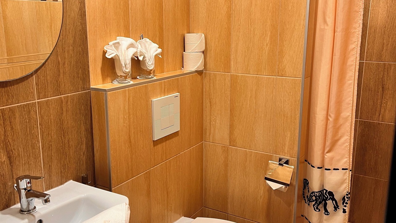 Photo of Bathroom in Palace District