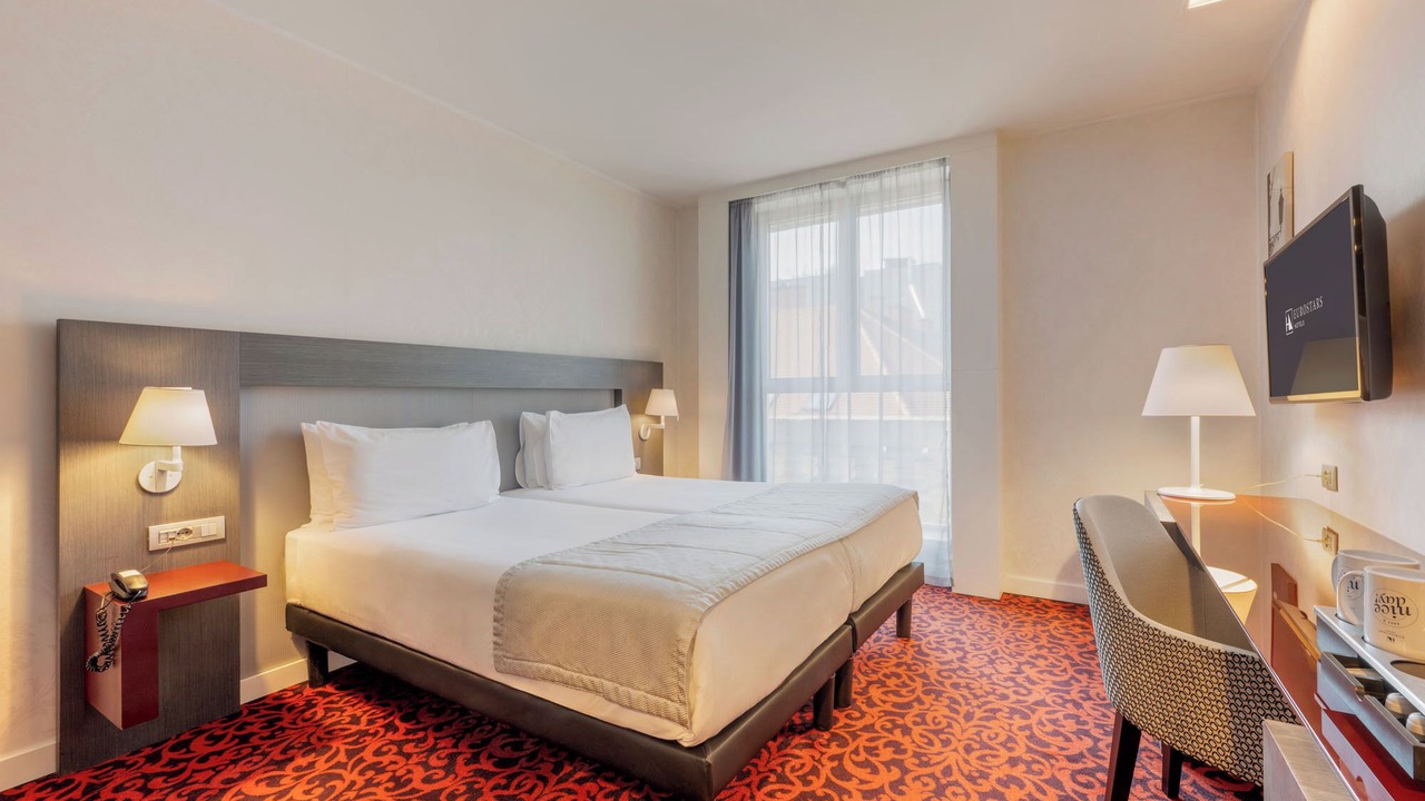 Photo of Bedroom in Palace District