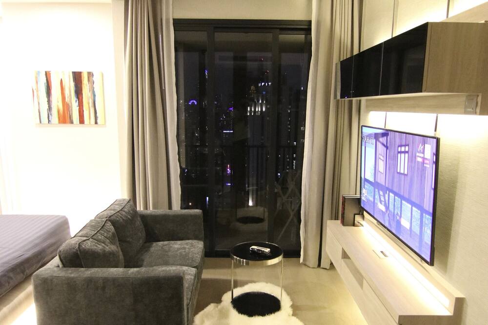Photo of Livingroom in Khlong Toei Nuea