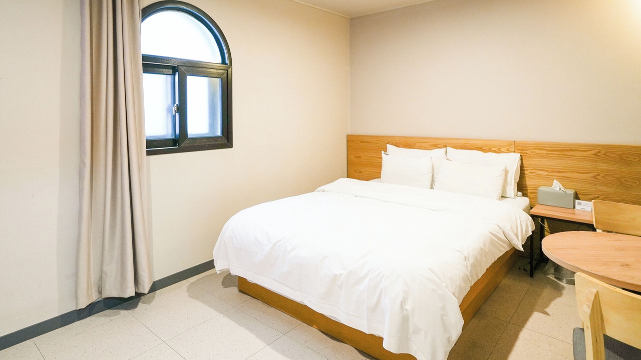 Photo of Bedroom in Gil-dong