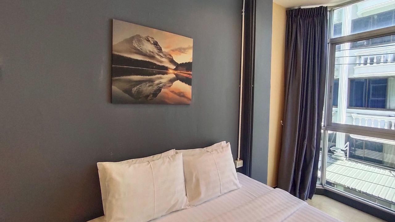 Photo of Bedroom in Thanon Phaya Thai