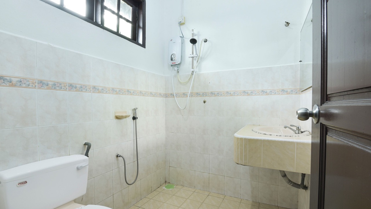 Photo of Bathroom in Kuala Tahan