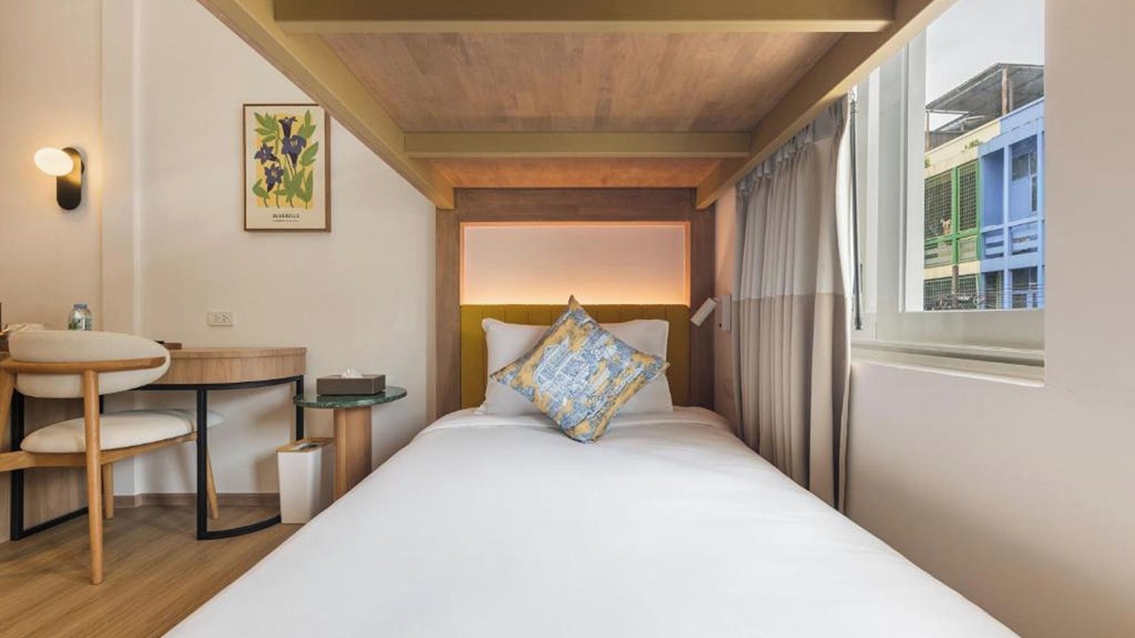 Photo of Bedroom in Phra Nakhon