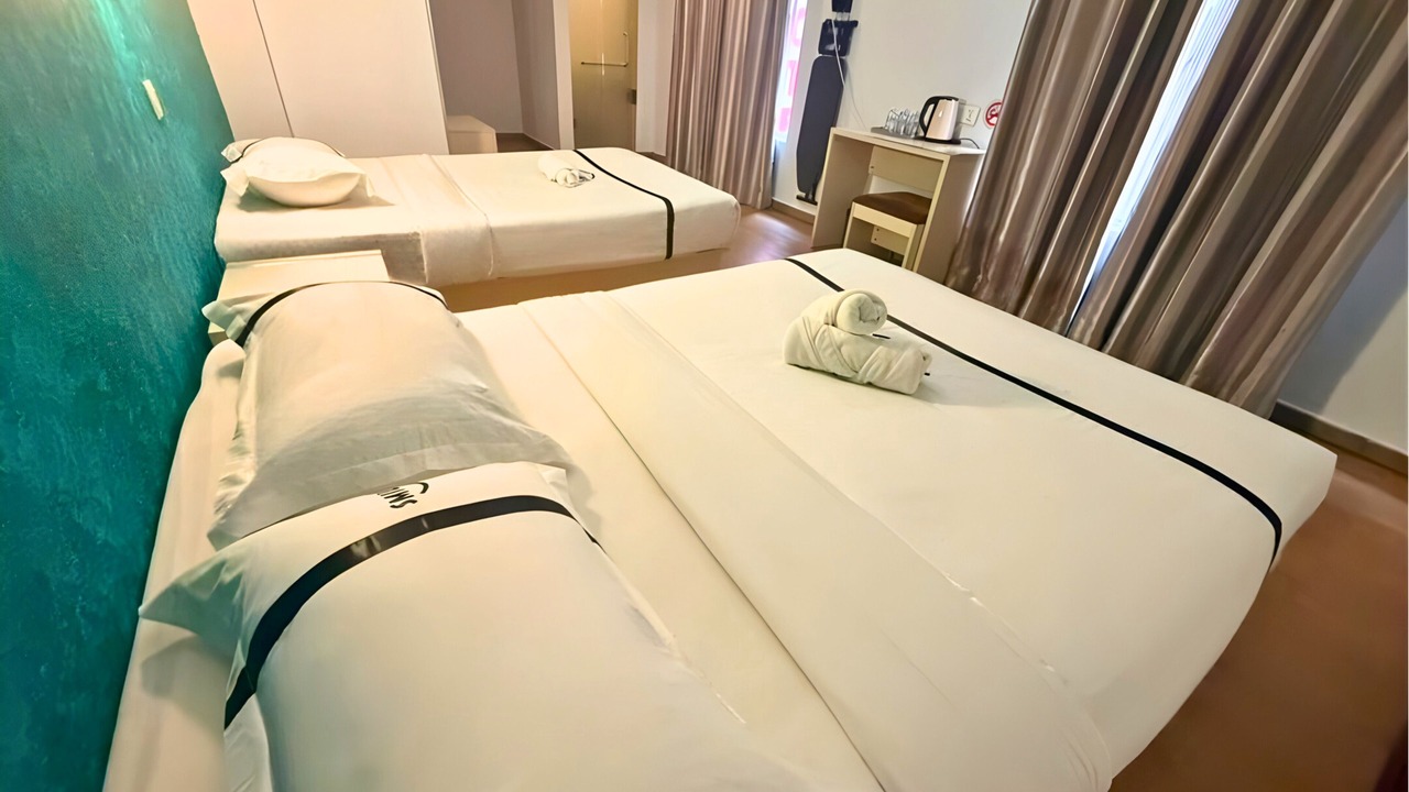 Photo of Bedroom in Maluri