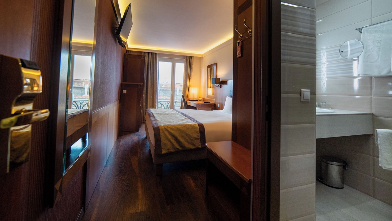 Photo of Bedroom in Budavar