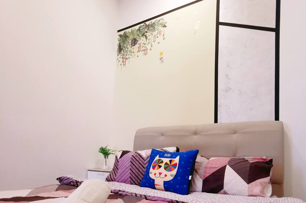 Photo of Bedroom in Medini