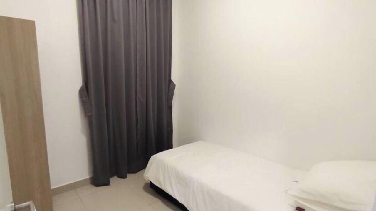 Photo of Bedroom in Maluri