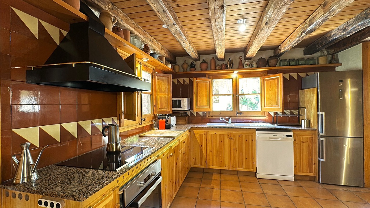 Photo of Kitchen in La Coma I la Pedra