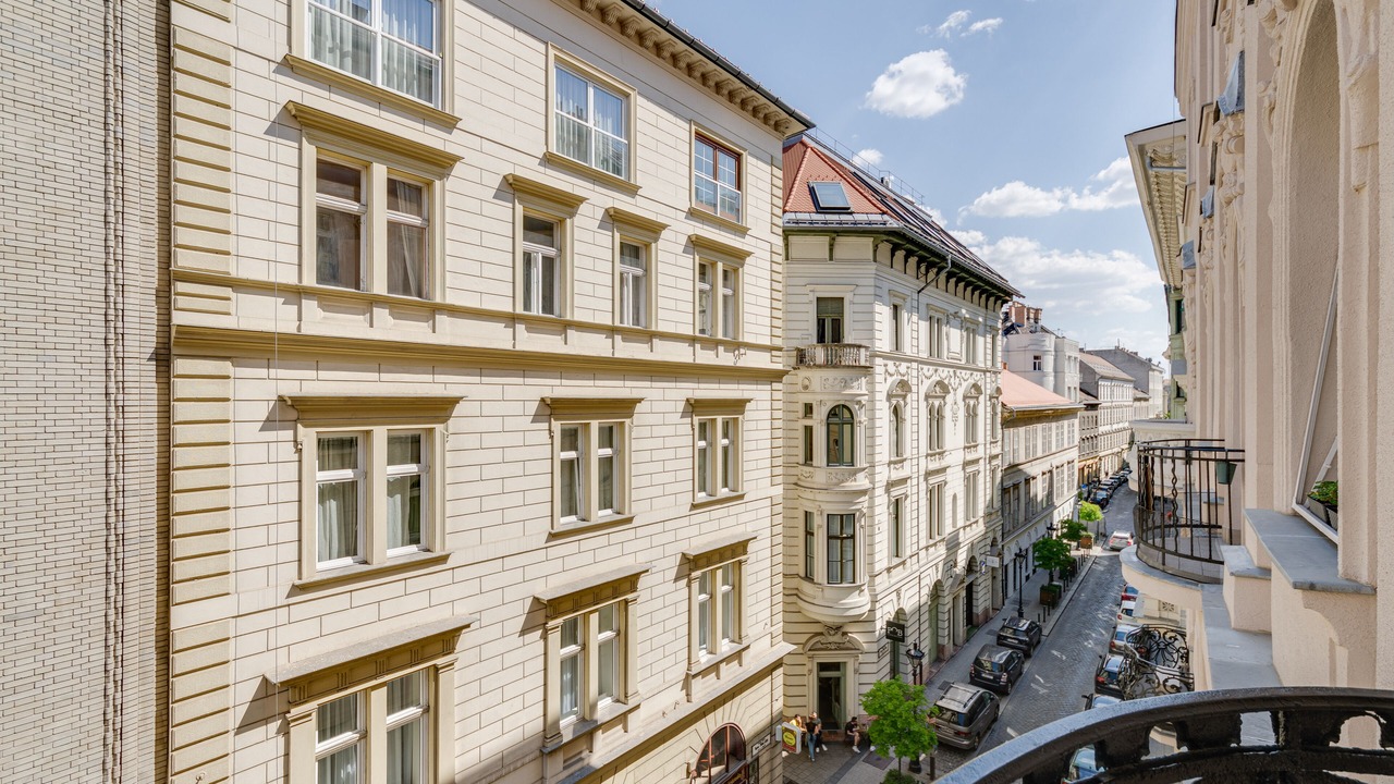 Photo of Patio Balcony in Inner City Budapest