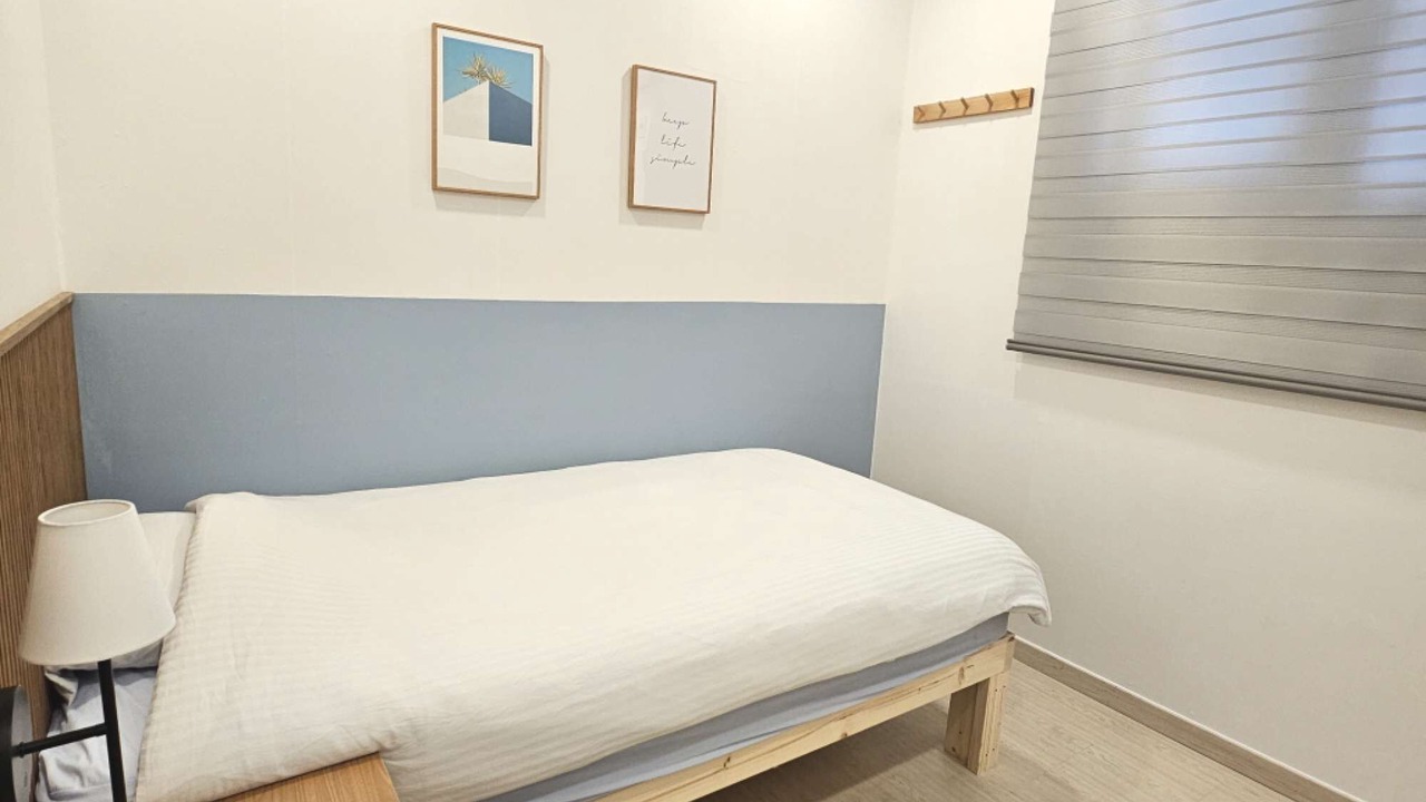 Photo of Bedroom in Hoehyeon-dong
