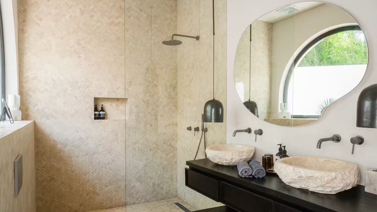 Photo of Bathroom in Munggu