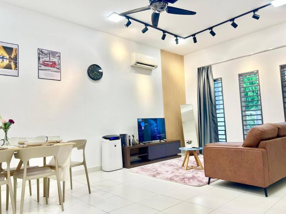 Photo of Livingroom in Shah Alam