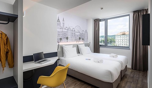 Twin Room, River View