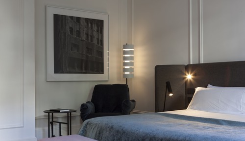 Deluxe Room (Parking Included)