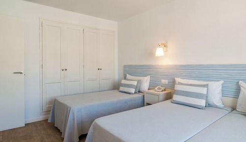 Family Suite (5 people)