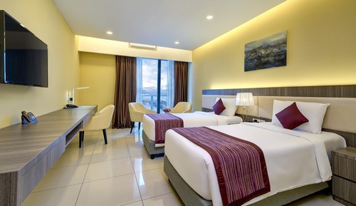 Deluxe Twin Room