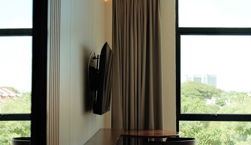 Deluxe Room, City View