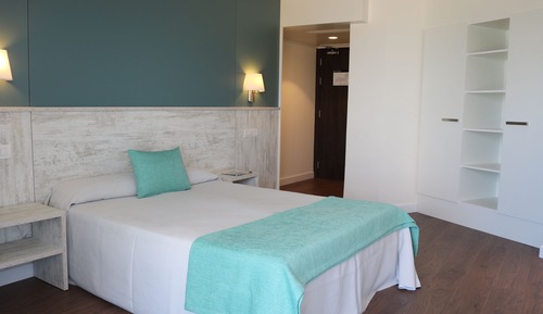 Triple Room, Sea View (3 Adults)