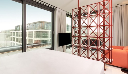 Deluxe Suite, 1 King Bed