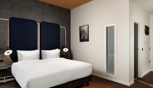 Superior Room, 1 Queen Bed