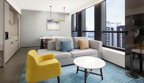 One Bedroom Premier Suite, 1 King Bed