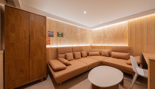 Signature Suite Twin