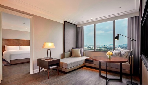 Griffin Suite