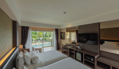 Room, 2 Twin Beds, Balcony, Pool View (Balcony)