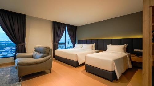 Triple Suite Room