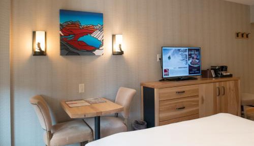  Superior Hotel Room - 2 Queens, Accessible
