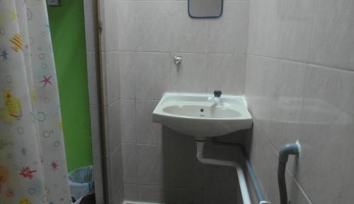 Double Room with Private Bathroom (Air Conditioning)