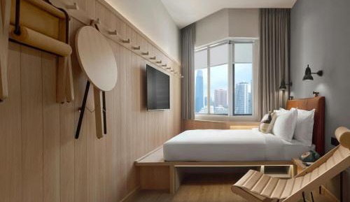 Moxy Executive Room with City View