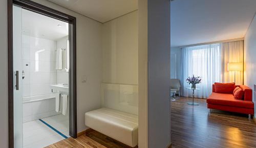 Grand Deluxe Room