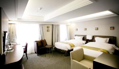 Deluxe Twin Room with Bath