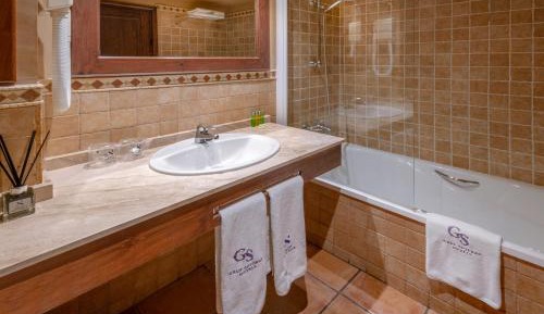 Double or Twin Room with Extra Bed (2 Adults + 1 Child)