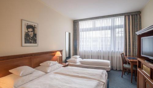 Standard Triple Room with Extra Bed
