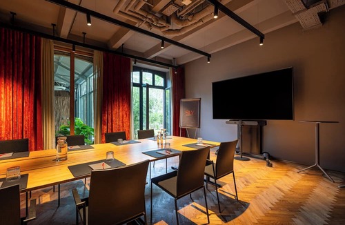 Friedrichshain Hotel | sly Berlin