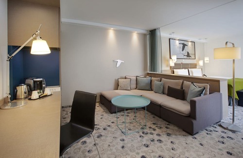 Friedrichshain Hotel | Holiday Inn Berlin - City East Side by IHG