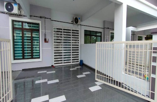 Kuala Lipis House | OYO Homes 90611 Homestay D'emas