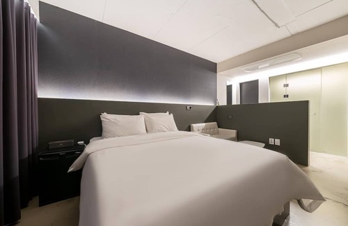 Cheonho-dong Hotel | Cheonho Hotel H