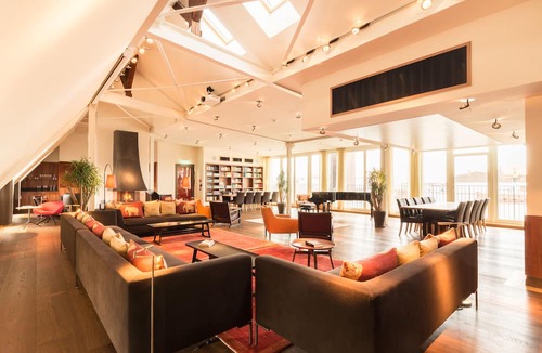Friedrichshain-Kreuzberg Hotel | Orania.Berlin