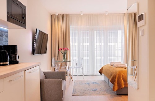Mirow Hotel | PATRONUS APARTMENTS