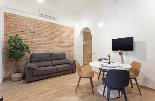 El Parc i la Llacuna del Poblenou Apartment | Poblenou for Families 3BD next to the beach!