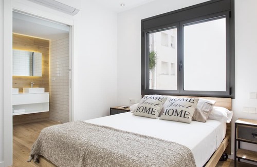 Sitges Town Center Apartment | INDUSTRIAL BY BLAUSITGES Centric apartment next to the beach in Sitges