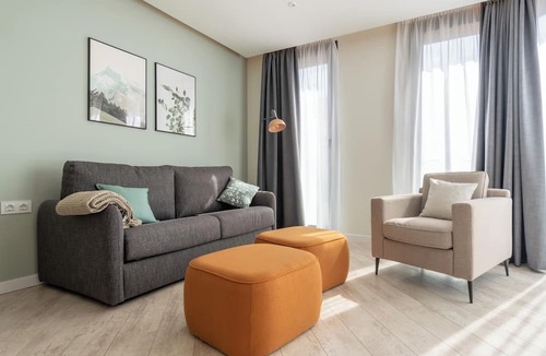 Hostafrancs Apartment | Limehome Barcelona Rector Triadó