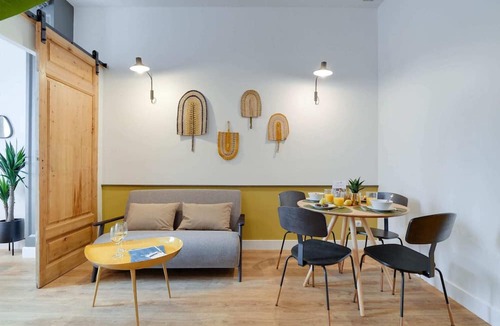 Sant Antoni Apartment | Sweett | Sepulveda 3B