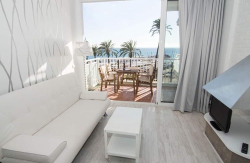Sitges Town Center Apartment | RIBERA MOON BY BLAUSITGES beach front apartment in Sitges